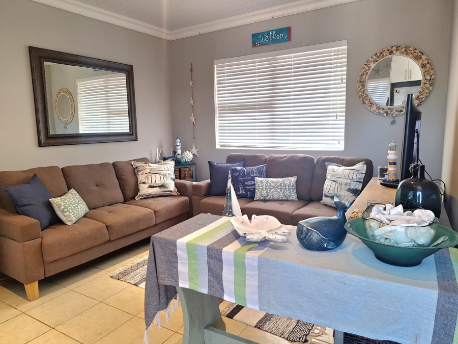 1 Bedroom Property for Sale in Hartenbos Central Western Cape